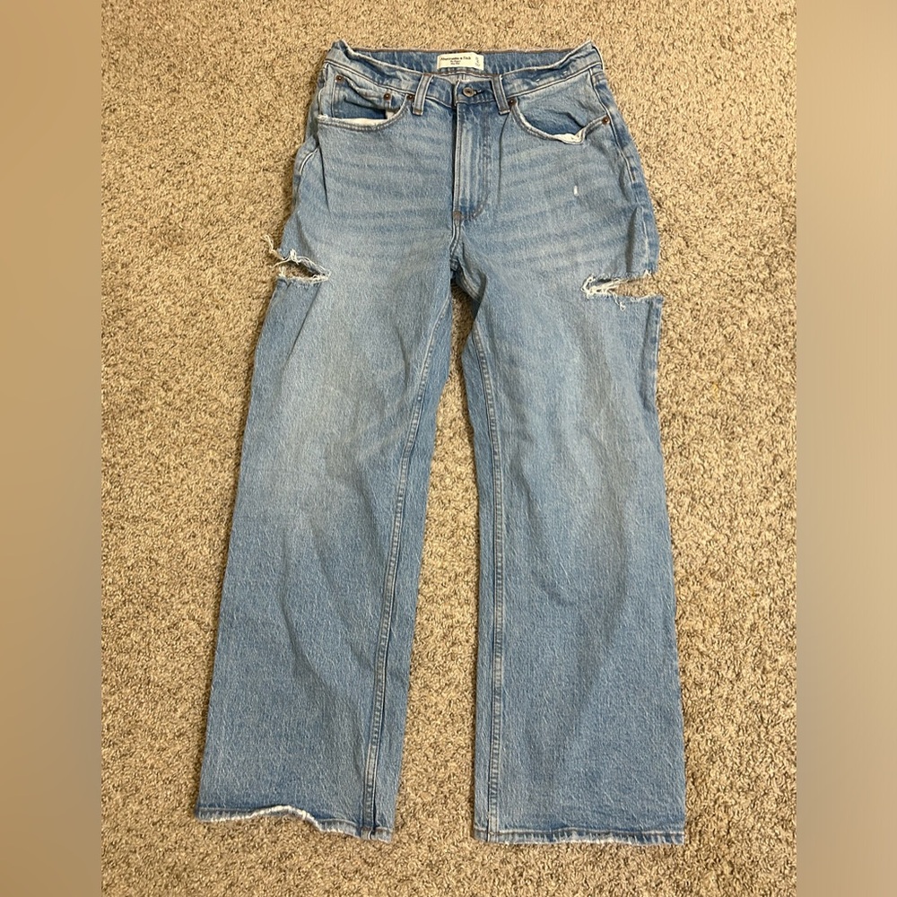 Abercrombie & Fitch The Baggy Mid Rise Jeans Distressed Side Slits Size 4s 27